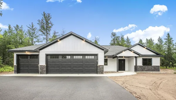 $559,900 | 11940 Fiber Drive, Baxter, MN 56425