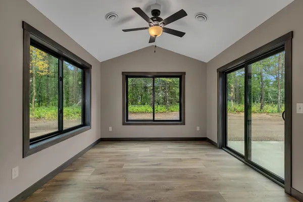 $559,900 | 11940 Fiber Drive, Baxter, MN 56425