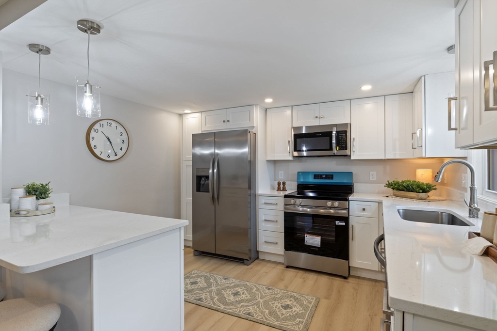 3 Greystone Road Merrimac, MA 01860 - Photo 3 of 42