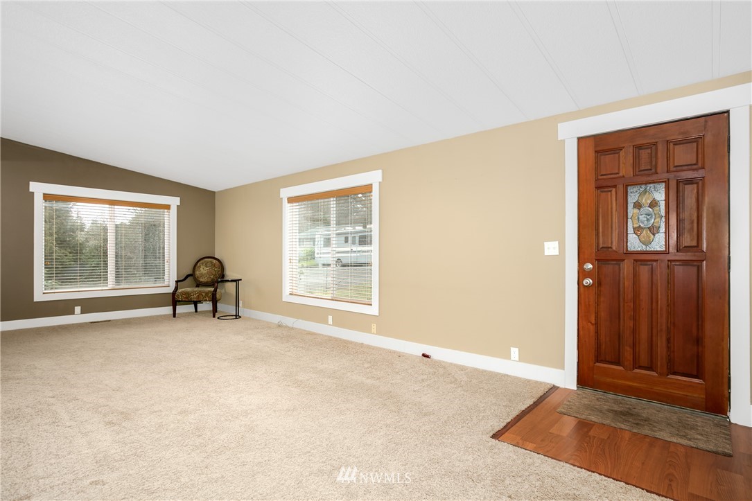 809 218th Street Southwest Bothell, WA 98021 - Photo 6 of 7