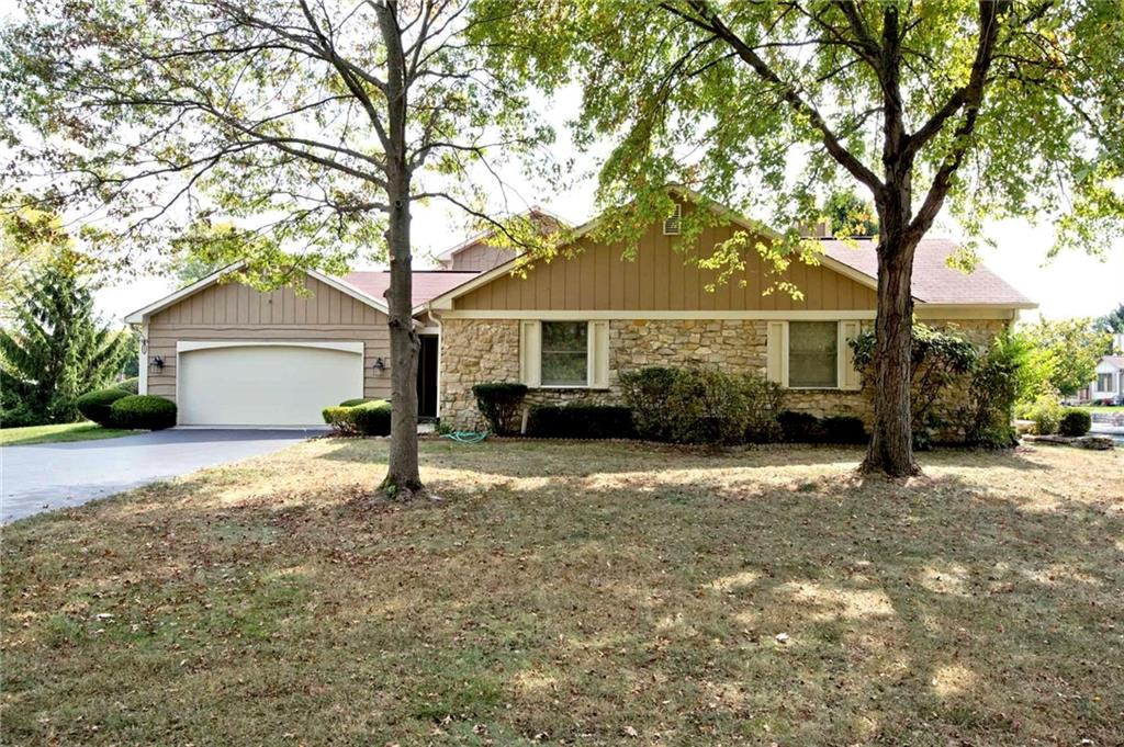 7454 Sylvan Ridge Road Indianapolis, IN 46240 - Photo 2 of 39 Gallery Image 2