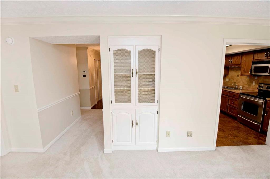 7454 Sylvan Ridge Road Indianapolis, IN 46240 - Photo 17 of 39 Gallery Image 17