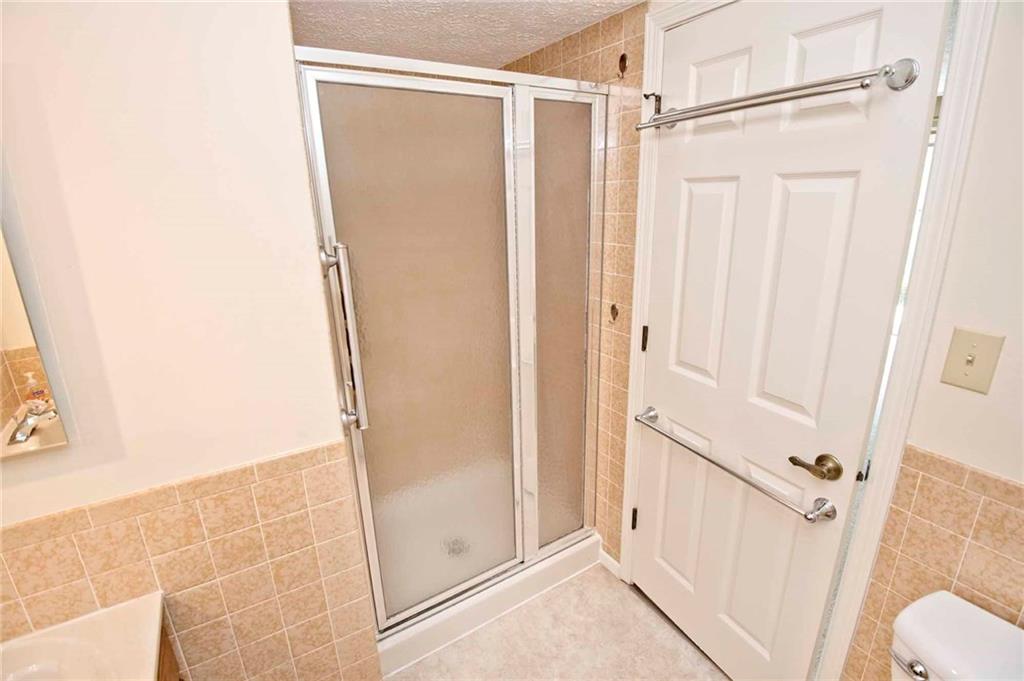 7454 Sylvan Ridge Road Indianapolis, IN 46240 - Photo 24 of 39 Gallery Image 24