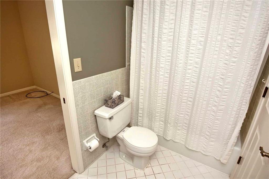 7454 Sylvan Ridge Road Indianapolis, IN 46240 - Photo 27 of 39 Gallery Image 27
