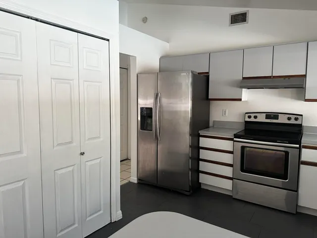 $2,800 | 2562 Southwest Kenilworth Street, Port St. Lucie, FL 34953