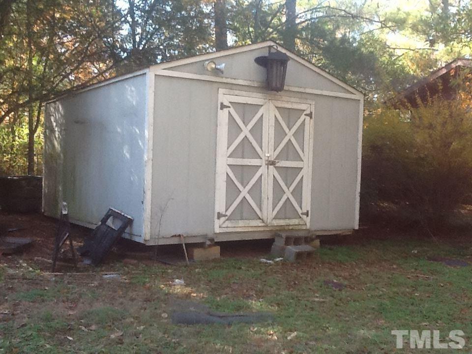 1440 Cross Link Road Raleigh, NC 27610 - Photo 6 of 9