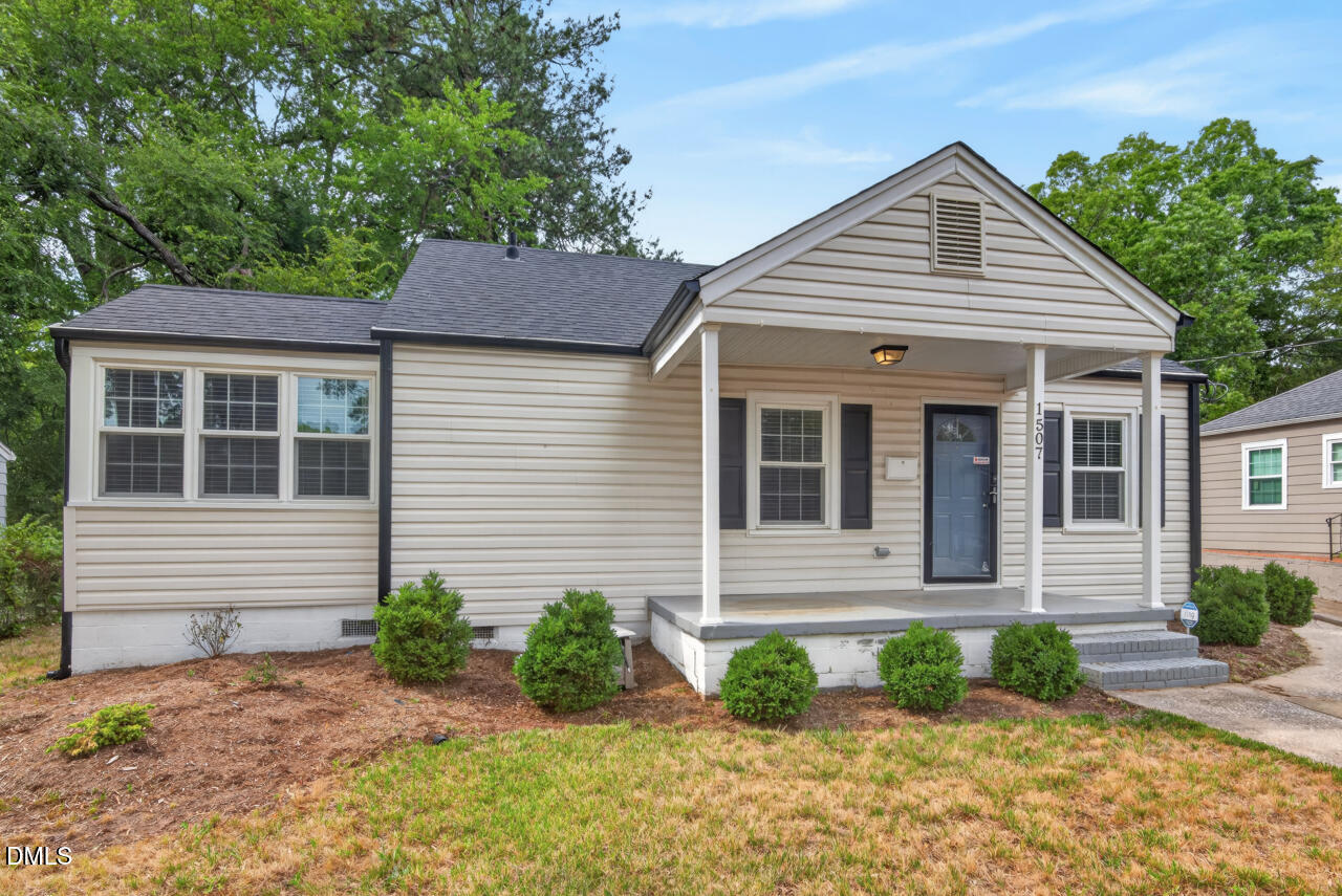 1507 Robinhood Road Durham, NC 27701 - Photo 3 of 45 03 (1)