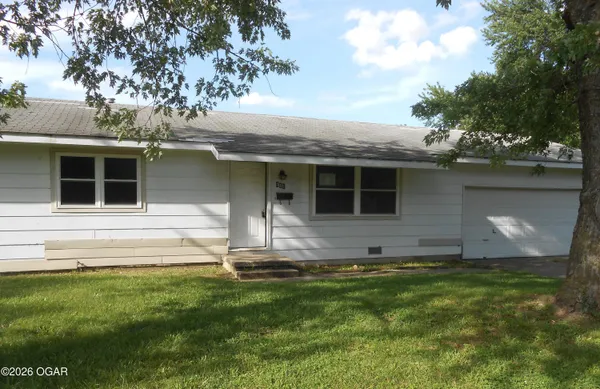 $69,000 | 511 Sunset Circle, Columbus, KS 66725