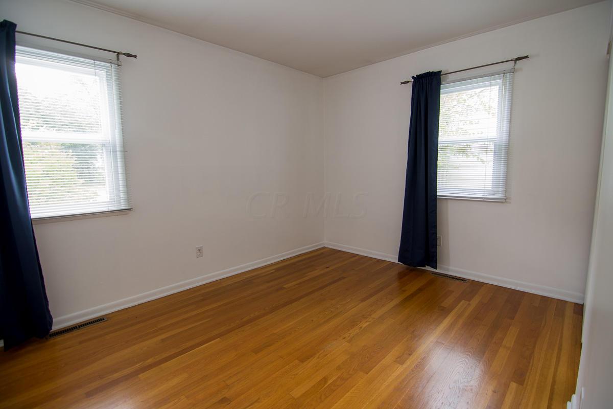 239 Darbyhurst Road Columbus, OH 43228 - Photo 10 of 25 Gallery Image 10