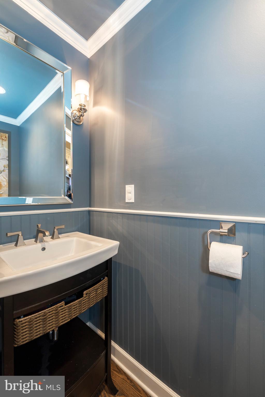 251 Watch Hill Road Exton, PA 19341 - Photo 23 of 43 FIRST FLOOR POWDER ROOM