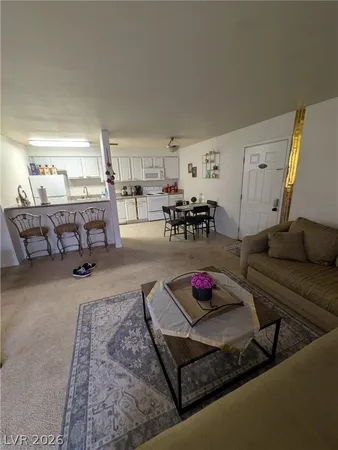 $1,300 | 4990 River Glen Drive, Unit 168, Las Vegas, NV 89103