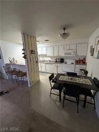 $1,300 | 4990 River Glen Drive, Unit 168, Las Vegas, NV 89103