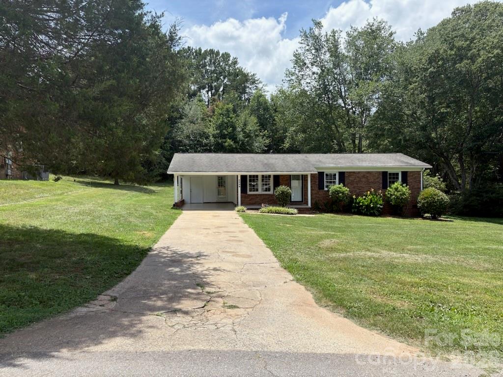 5406 Canterbury Road Patterson Springs, NC 28152 - Photo 3 of 39 Gallery Image 3