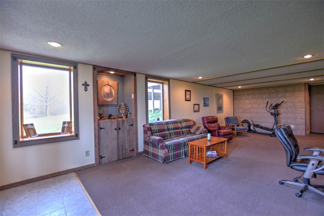 2204 East 1800 North Road Moweaqua, IL 62550 - Photo 21 of 48