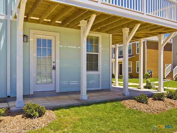 $900 | 332 Trestle Tree, Unit C, San Marcos, TX 78666
