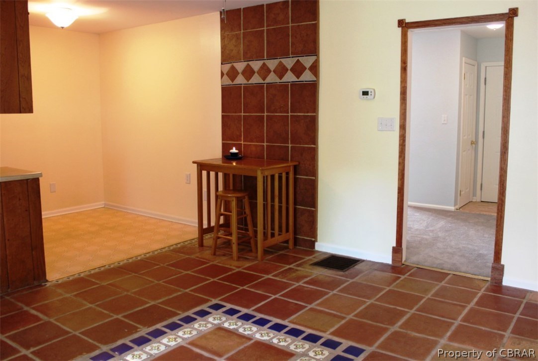 3306 Pine Grove Road Gloucester, VA 23061 - Photo 11 of 33 Dining to Entry