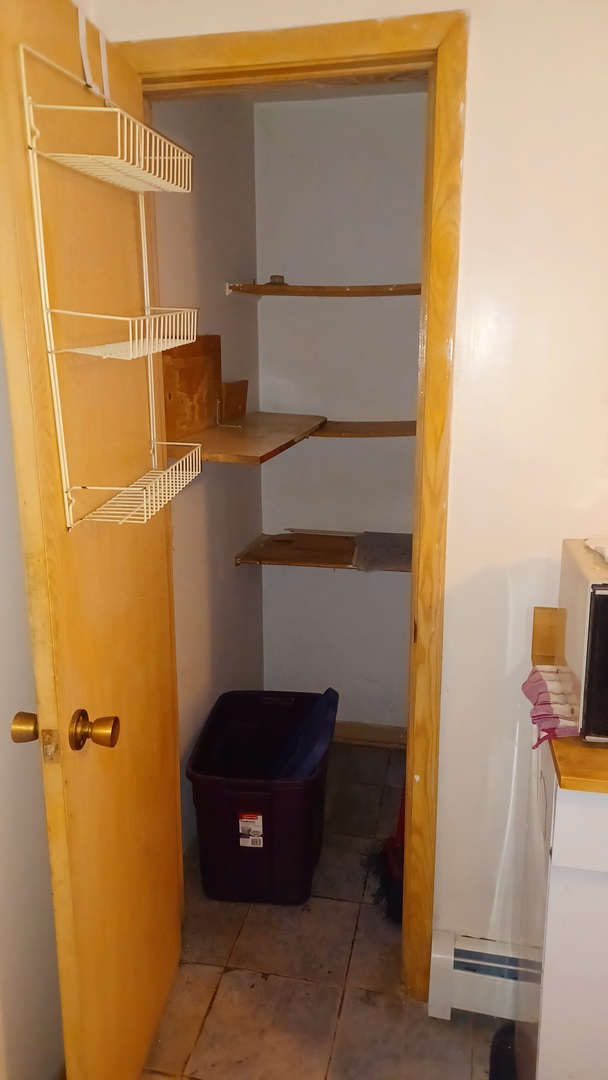 3515 South Harlem Avenue, Unit 1B Berwyn, IL 60402 - Photo 12 of 37