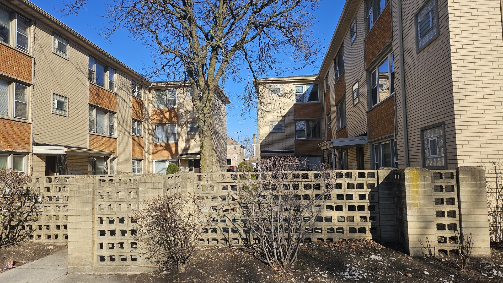 3515 South Harlem Avenue, Unit 1B Berwyn, IL 60402 - Photo 3 of 37