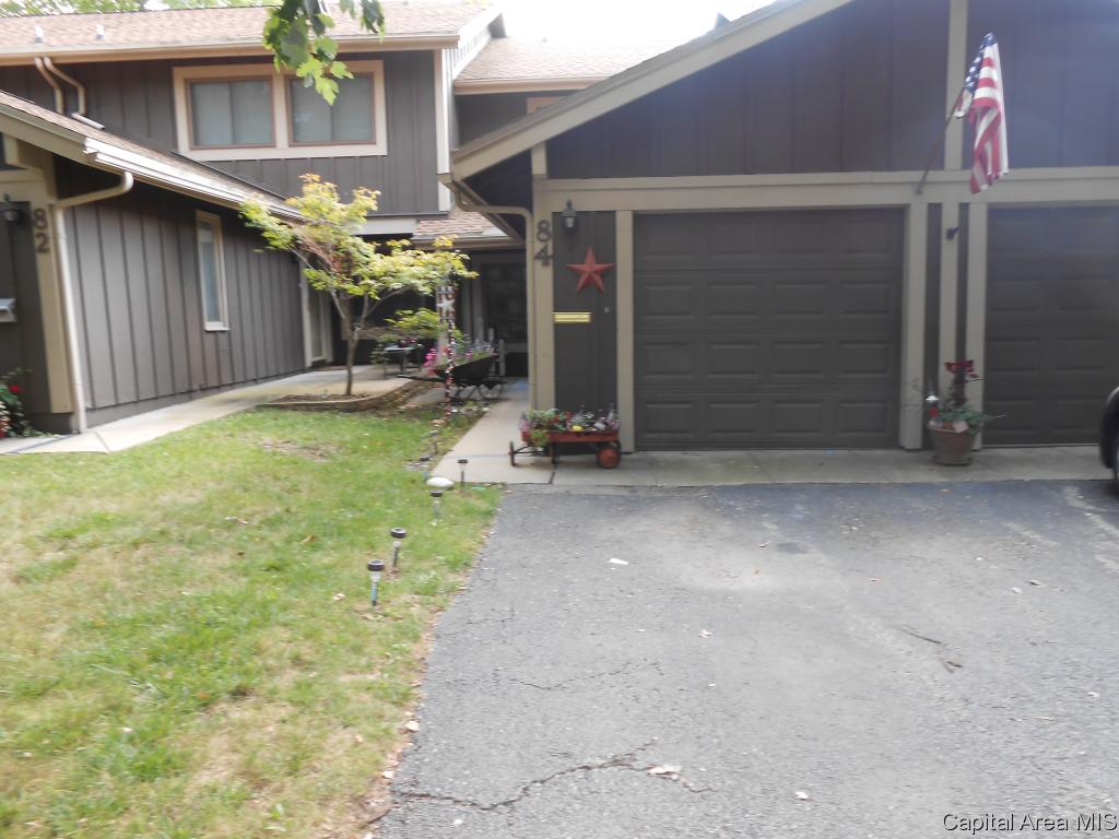 84 Trailridge Lane Springfield, IL 62704 - Photo 2 of 22 Gallery Image 2