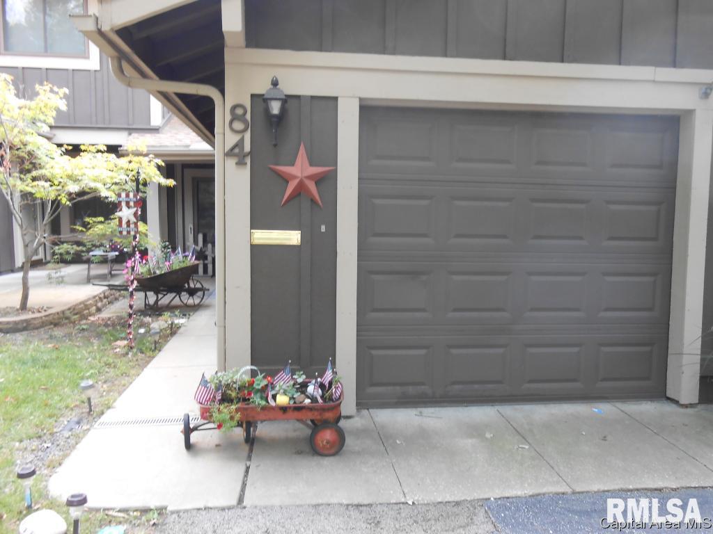 84 Trailridge Lane Springfield, IL 62704 - Photo 3 of 22 Gallery Image 3