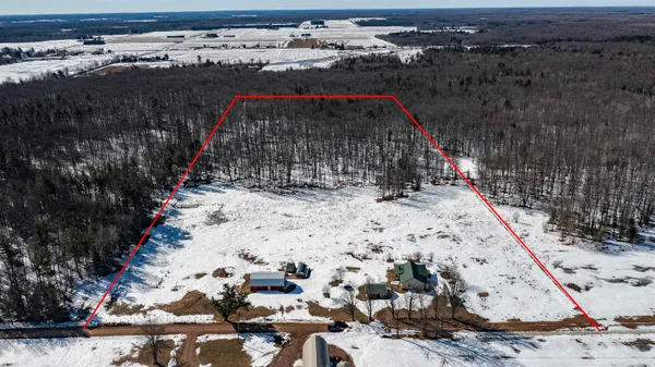 $445,000 | 167483 Bailey Lane, Hatley, WI 54440