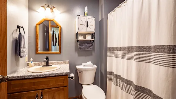 $445,000 | 167483 Bailey Lane, Hatley, WI 54440