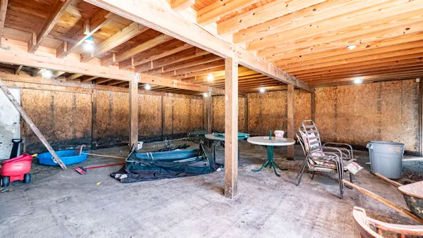 $445,000 | 167483 Bailey Lane, Hatley, WI 54440