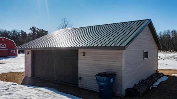 $445,000 | 167483 Bailey Lane, Hatley, WI 54440