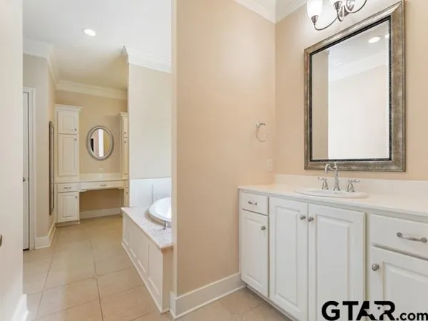 $598,000 | 609 Potomac Drive, Tyler, TX 75703