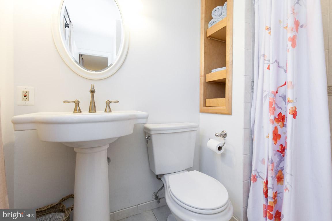 2221 Drury Road Silver Spring, MD 20906 - Photo 15 of 30 Bath (Master)