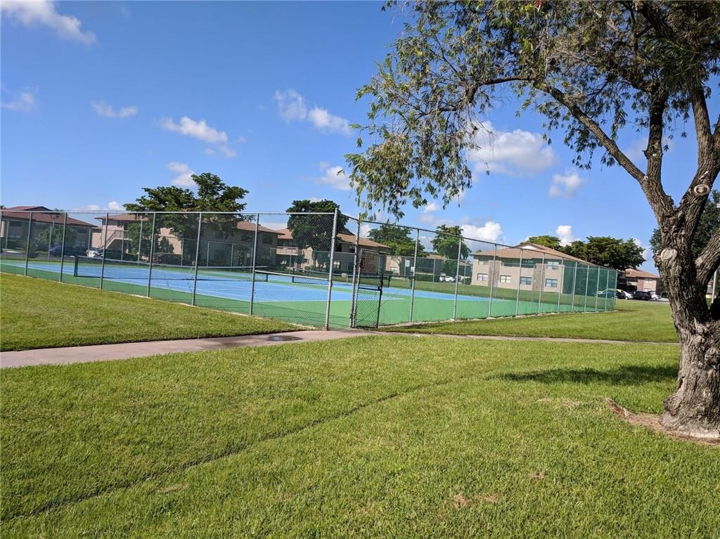 10017 Winding Lake Road, Unit 203 Sunrise, FL 33351 - Photo 9 of 11 Photo 9