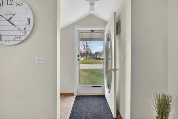 $174,900 | 3020 Chippewa Trail, Jackson, MI 49202