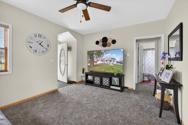 3020 Chippewa Trail Jackson, MI 49202 - Photo 15 of 33 Chippewa LR 3