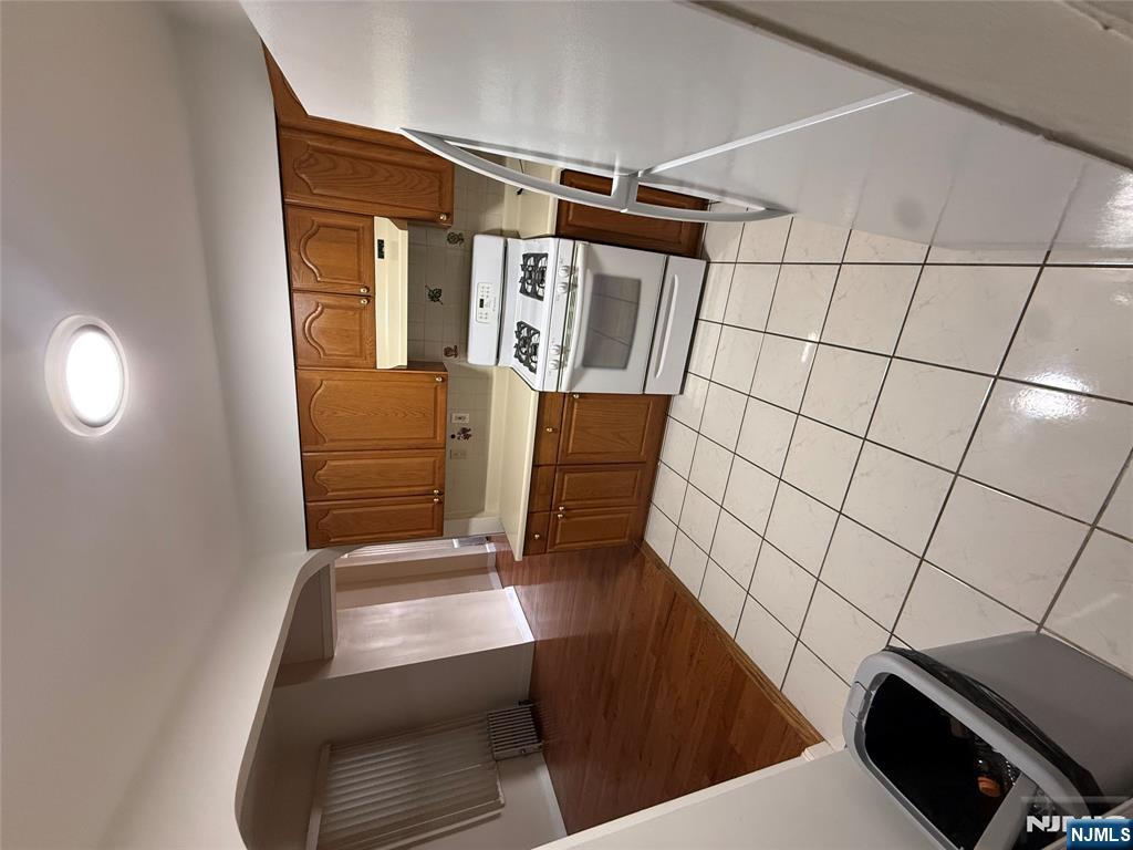 28 Reid Street, Unit 1 Elizabeth, NJ 07201 - Photo 9 of 16