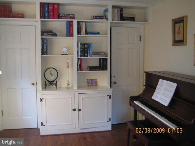 5908 Ramsgate Road Bethesda, MD 20816 - Photo 11 of 14 Study