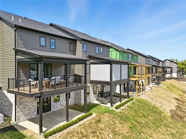 $760,000 | 141 Miramar Drive, Unit 11A, Pittsburgh, PA 15238