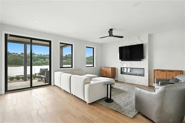 $760,000 | 141 Miramar Drive, Unit 11A, Pittsburgh, PA 15238