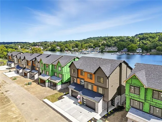 $760,000 | 141 Miramar Drive, Unit 11A, Pittsburgh, PA 15238