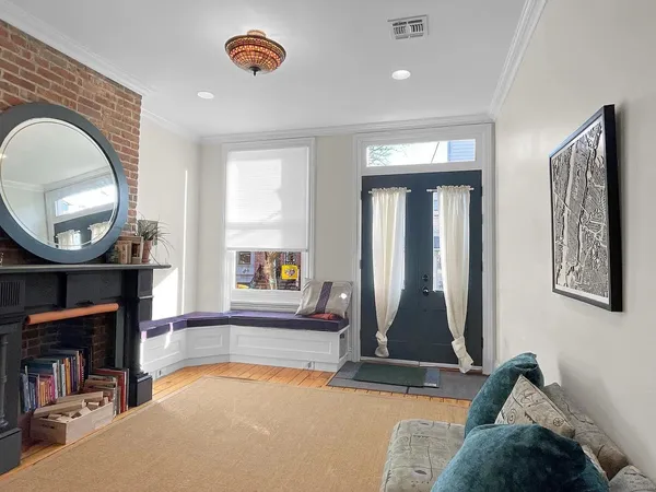 $6,450 | 346.5 8th Street, Jersey City, NJ 07302