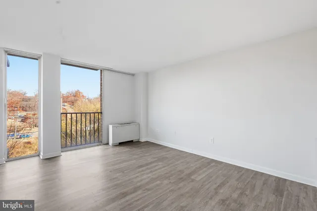 $245,000 | 4600 South Four Mile Run Drive, Unit 613, Arlington, VA 22204