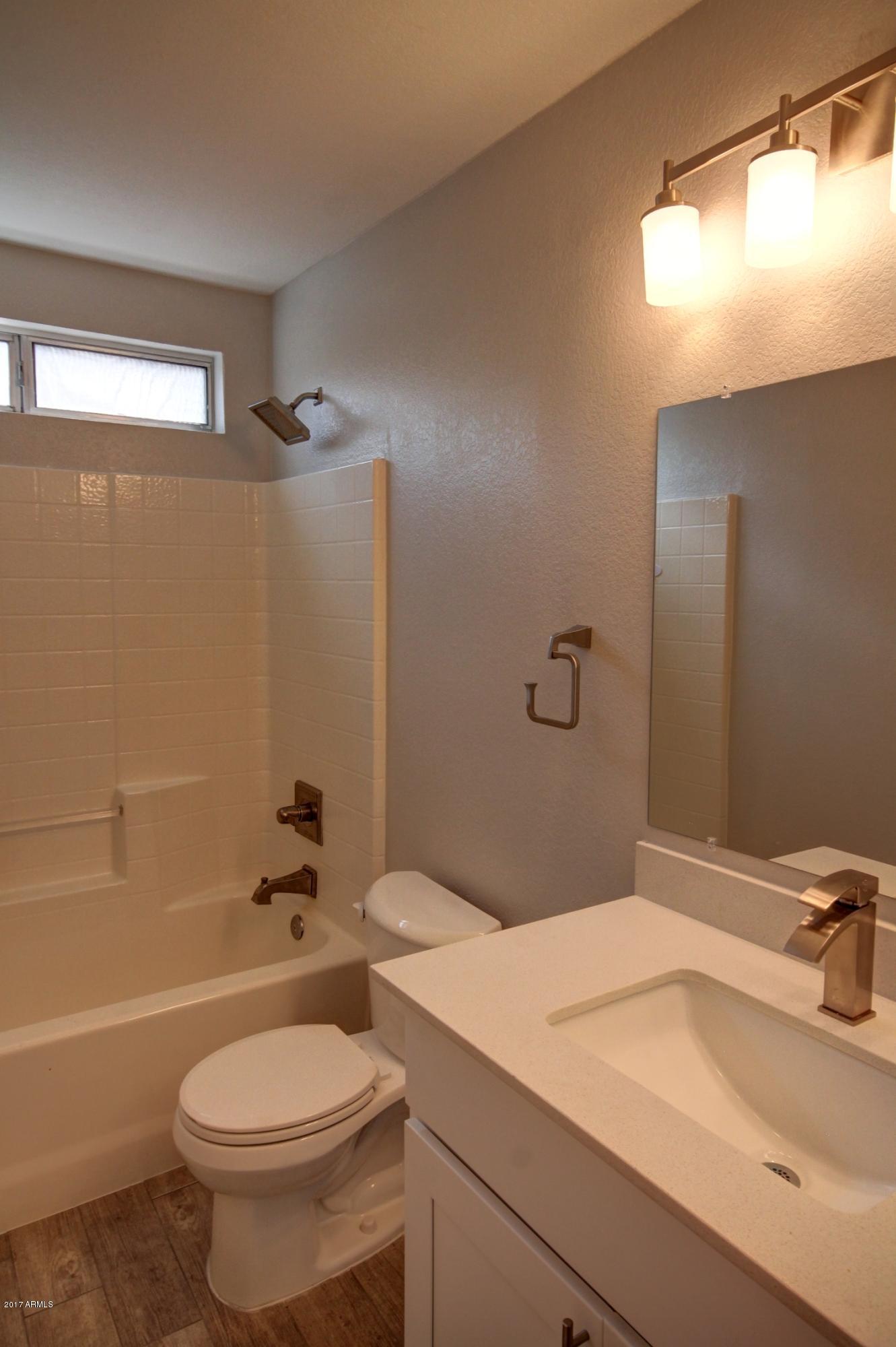 1733 East Fremont Road Phoenix, AZ 85042 - Photo 9 of 18 IMG_4767_8_9