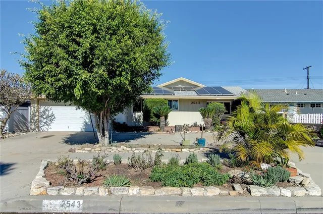 $1,050,000 | 2543 East Locust Avenue, Orange, CA 92867