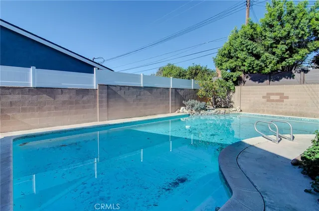 $1,050,000 | 2543 East Locust Avenue, Orange, CA 92867