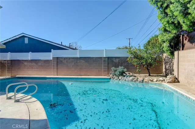 $1,050,000 | 2543 East Locust Avenue, Orange, CA 92867