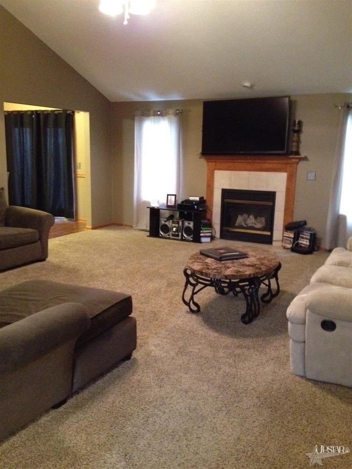 1305 Rambler Road Huntertown, IN 46748 - Photo 10 of 22 Gallery Image 10