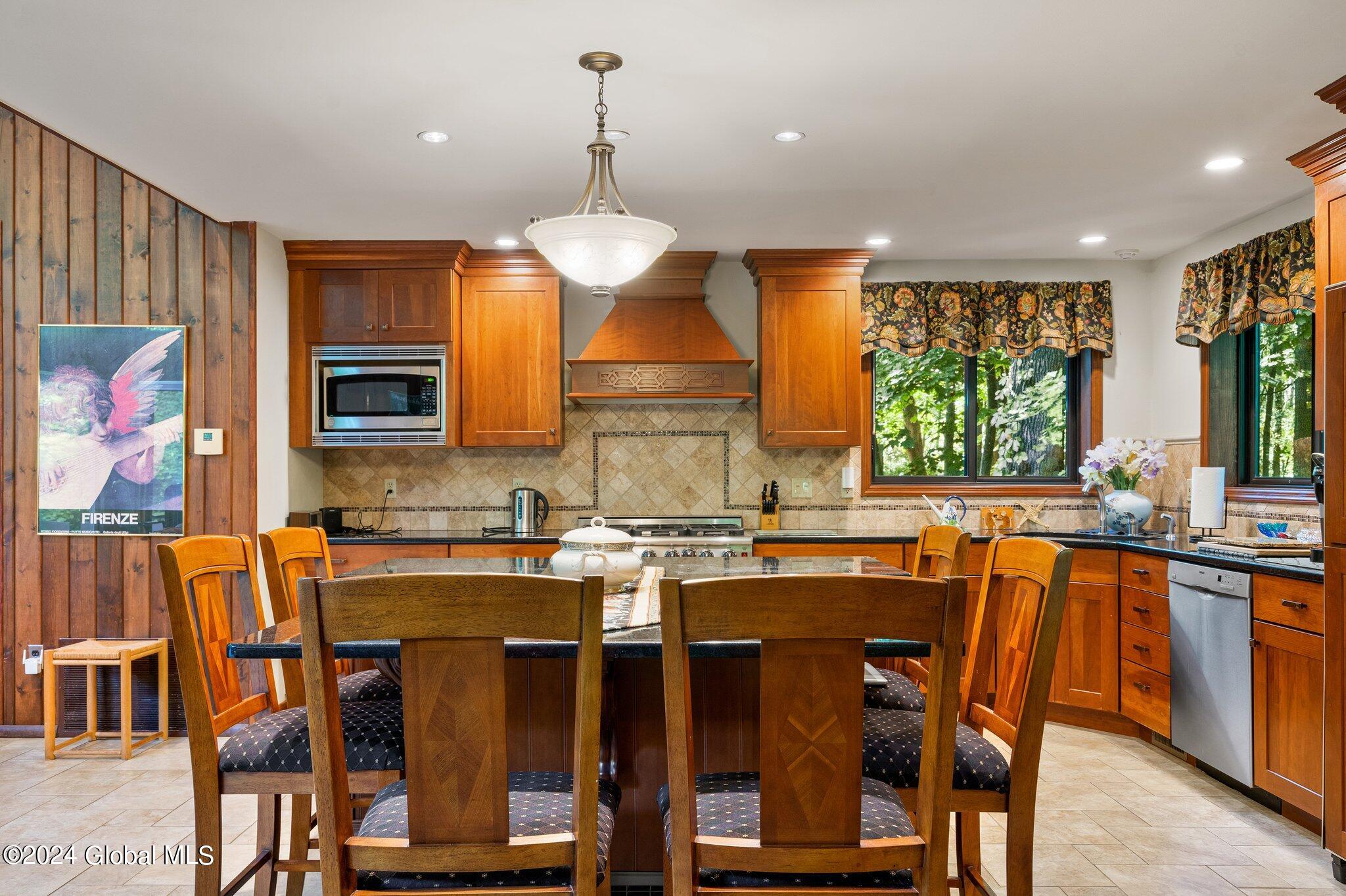 361 Loudon Road Colonie, NY 12211 - Photo 6 of 44 22-web-or-mls-361-loudon-rd