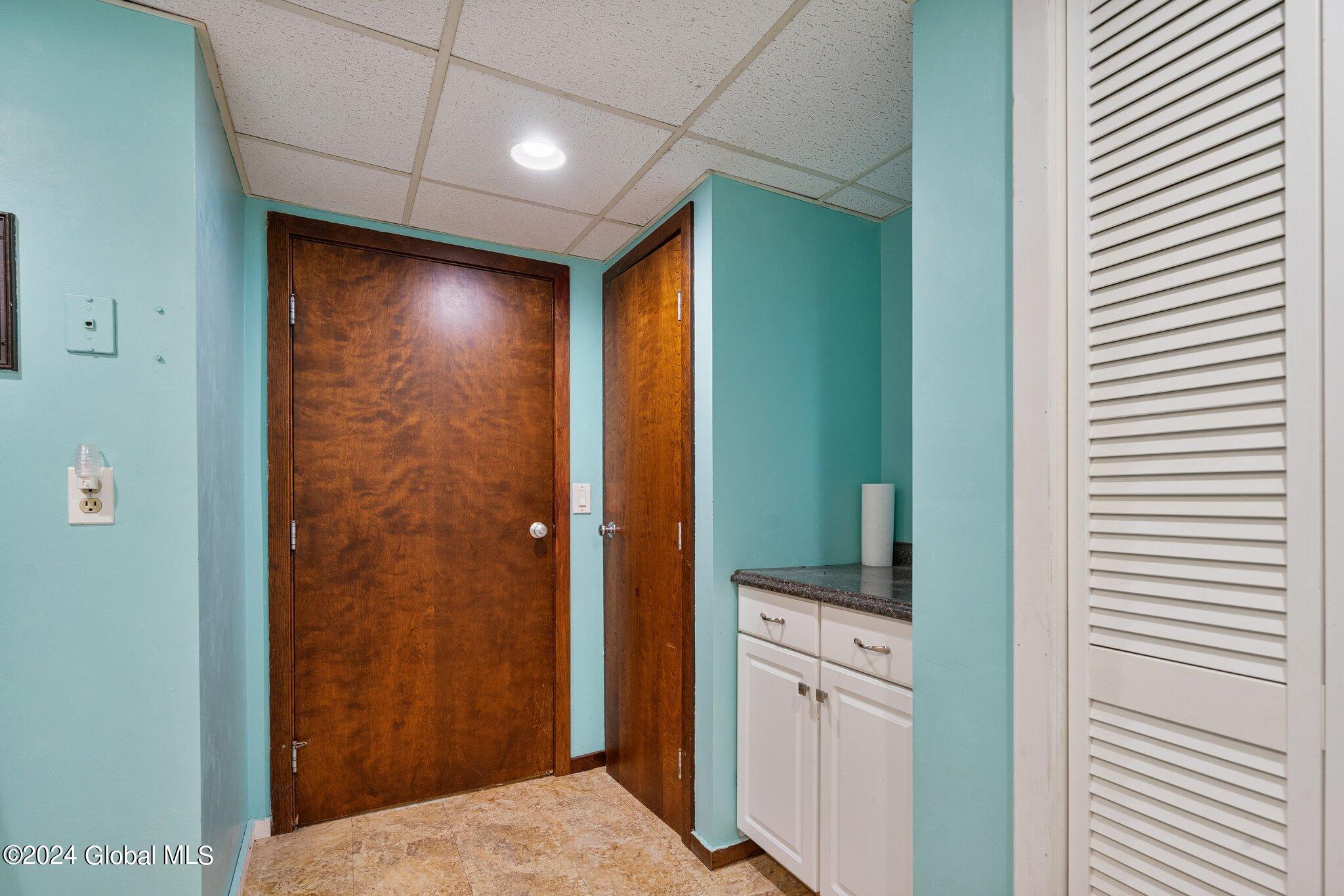 361 Loudon Road Colonie, NY 12211 - Photo 10 of 44 17-web-or-mls-361-loudon-rd