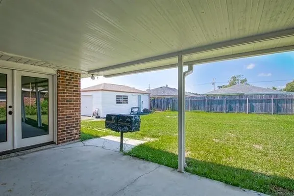 $3,300 | 1208 Giuffrias Avenue, Metairie, LA 70001