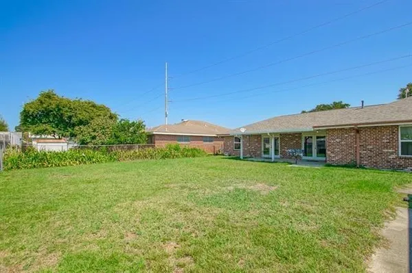 $3,300 | 1208 Giuffrias Avenue, Metairie, LA 70001