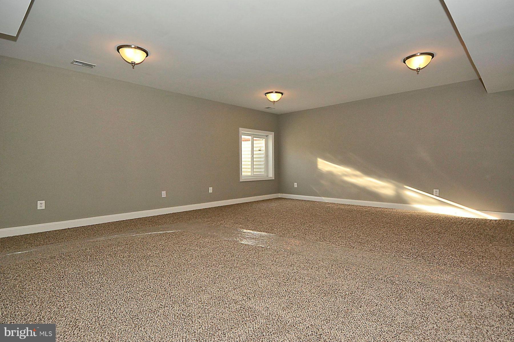 2998 Friends Road Annapolis, MD 21401 - Photo 23 of 28 Lower Level Recreation Room
